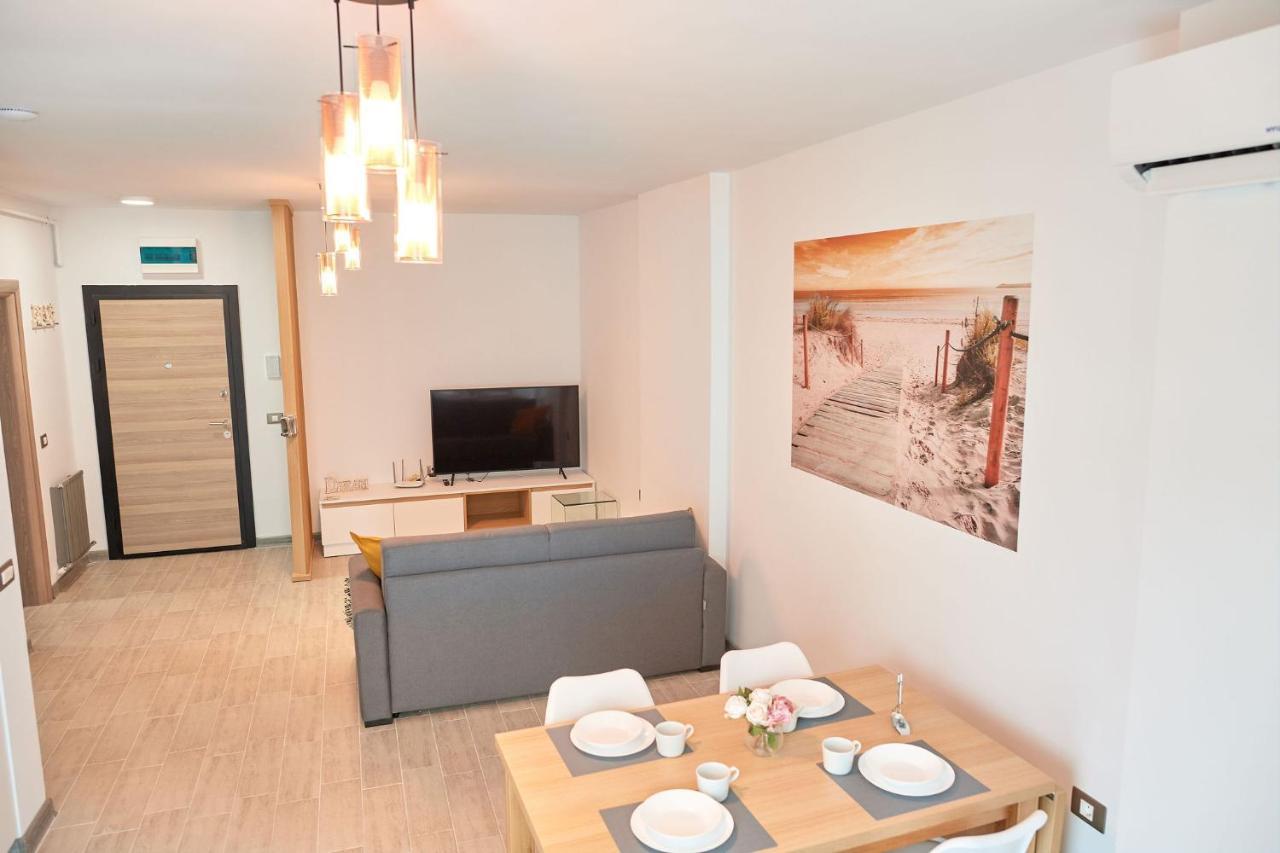 Opal Luxury Apartment 109 Spa N Pool Beach Resort Năvodari Exterior foto
